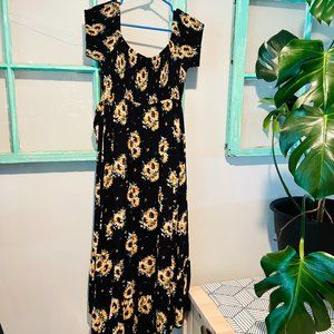 Torrid Sunflower Dress - Size 00 - Black